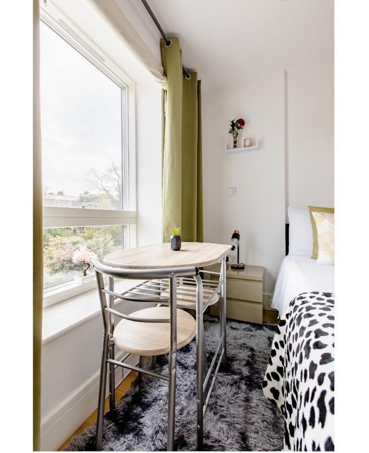 Charlotte Double Room Лондон Экстерьер фото