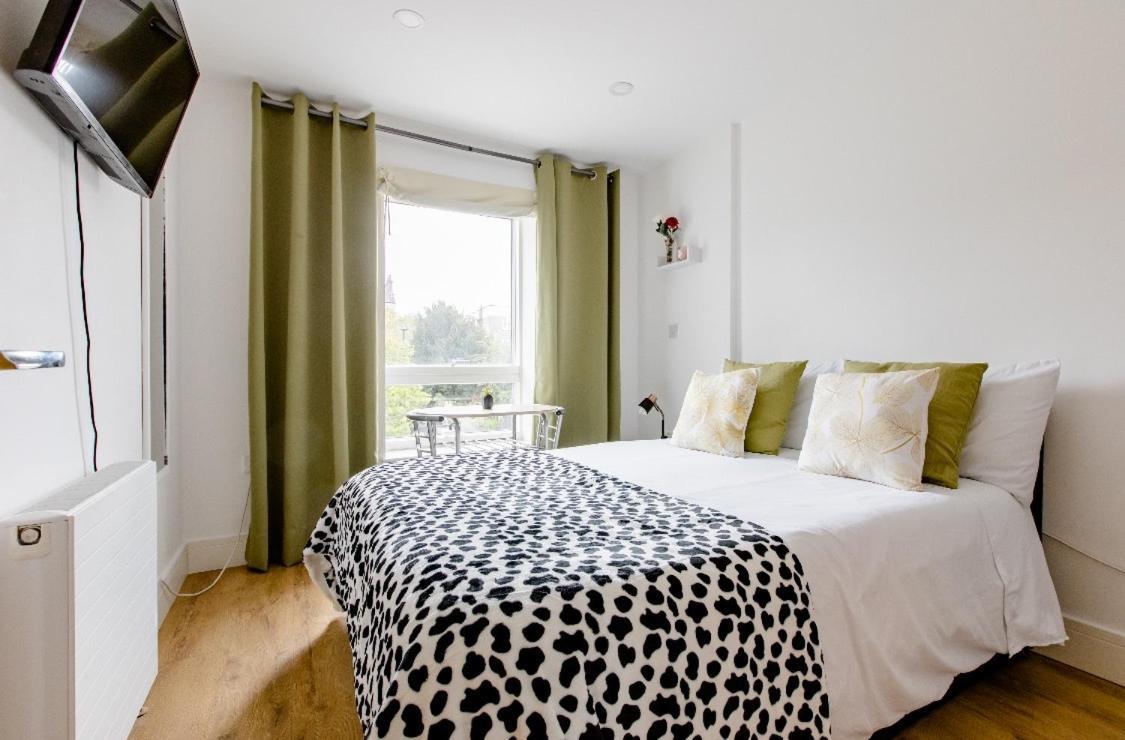 Charlotte Double Room Лондон Экстерьер фото
