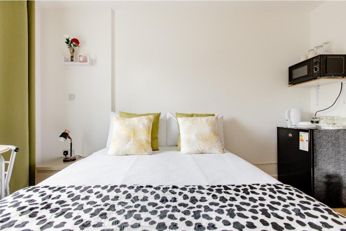 Charlotte Double Room Лондон Экстерьер фото